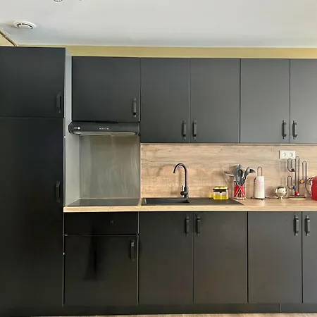 Détente à Saint-omer - Jacuzzi Privé, Terrasse, Centre-ville Et Parking Gratuit * Saint-Omer (Pas-de-Calais)