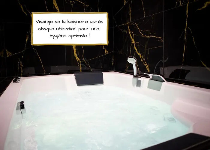 Sejour Detente A Saint-omer - Jacuzzi Prive, Terrasse, Centre-ville Et Parking Gratuit Lejlighed Saint-Omer (Pas-de-Calais)