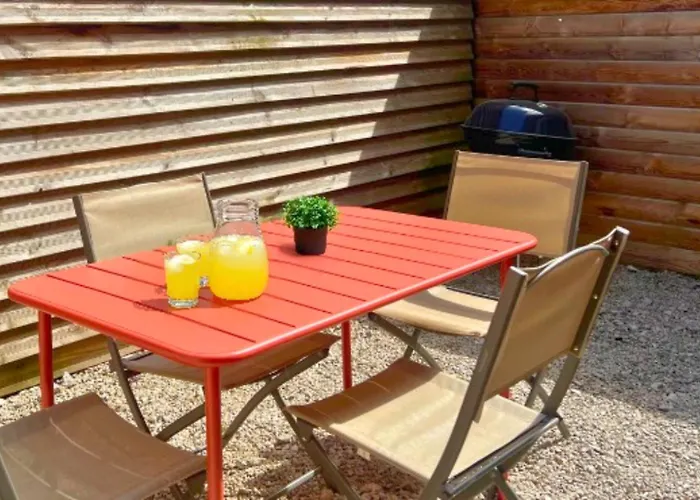 Sejour Detente A Saint-omer - Jacuzzi Prive, Terrasse, Centre-ville Et Parking Gratuit *